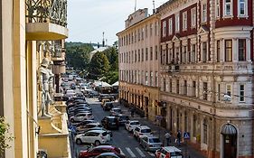 Apartments On Valova 9
